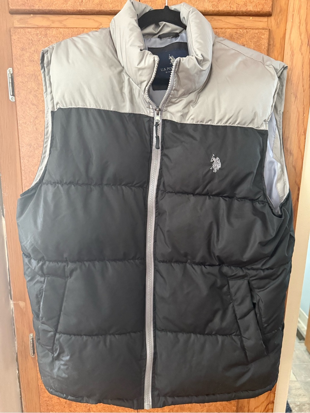 Men’s U.S. Polo Assn. Puffer Vest, Size Medium